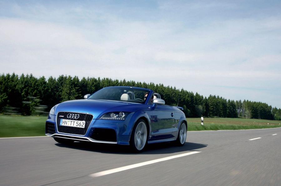  Audi TT RS Roadster (8J) 2009 года  (WW) (фото 17 из 47)